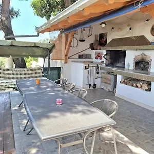 Apartment Bartol With Free Bikes And Great Local Food Apartment